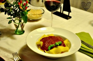 Parpadelle mit Sugo Emilia